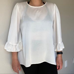 Bobeau White bell sleeve top